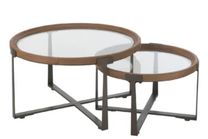 De Salontafel Zwart 80 x 43 CM is een moderne vierkante salontafel met een metalen frame, helder glazen blad en zwarte afwerking. Het strakke ontwerp maakt veelzijdige plaatsing mogelijk, inclusief het gedeeltelijk wegstoppen van de ene tafel onder de andere voor een stijlvolle look.