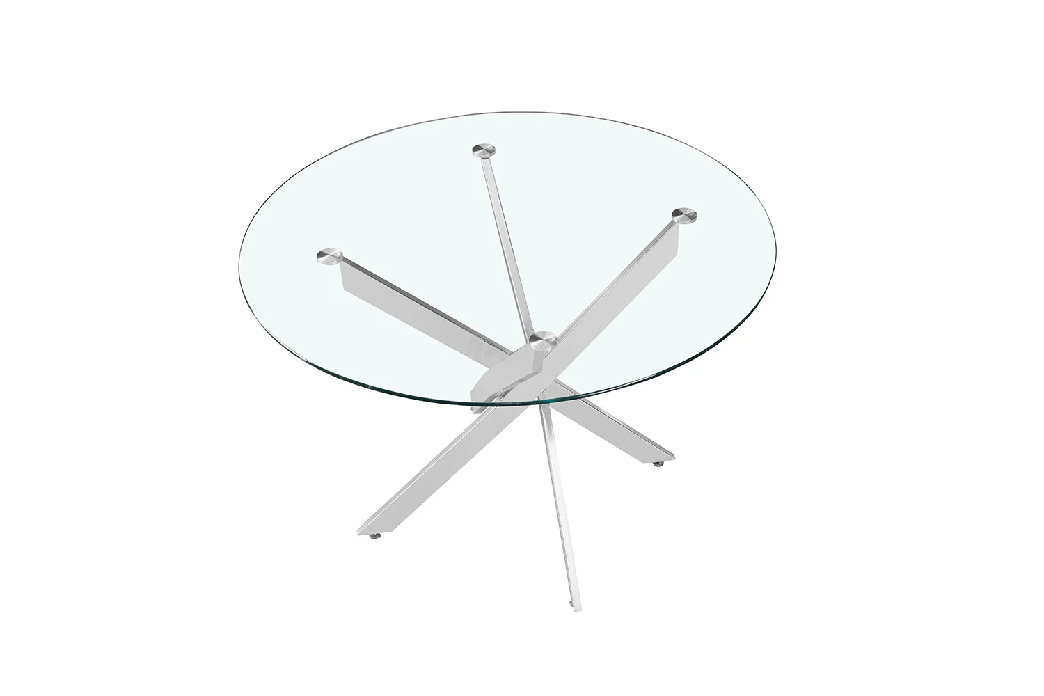 De Tafel 'Lasi' is een ronde glazen tafel van 120 cm met een transparant blad en drie chromen poten die elkaar kruisen in een X-vormig onderstel.