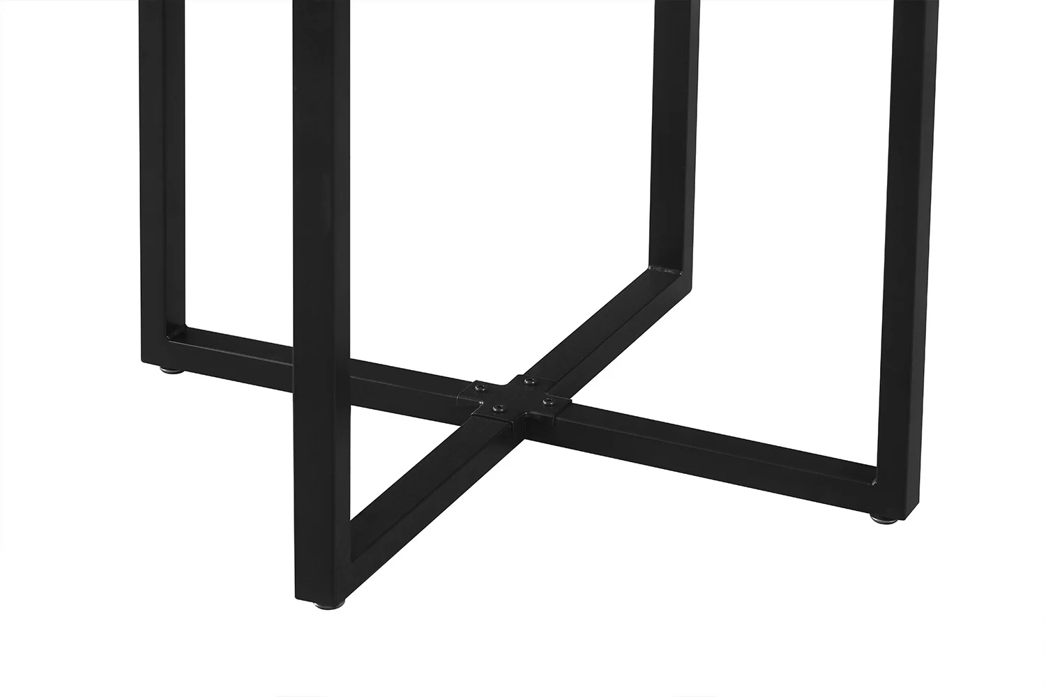 De Tafelset 'Eva' Grijs heeft zwart metalen tafelpoten met een kruisvormige steunstructuur aan de basis, tegen een witte achtergrond.