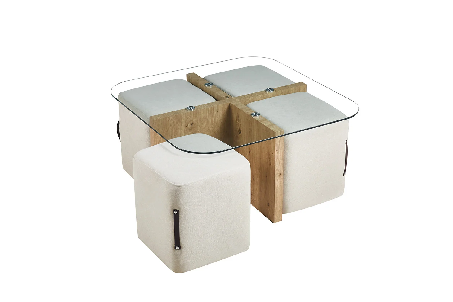 De Salontafel Klassiek Tijdloos Design is een moderne vierkante salontafel met een blad van helder glas, een houten kruisvoet en vier krukjes met crèmekleurige kussens eronder.