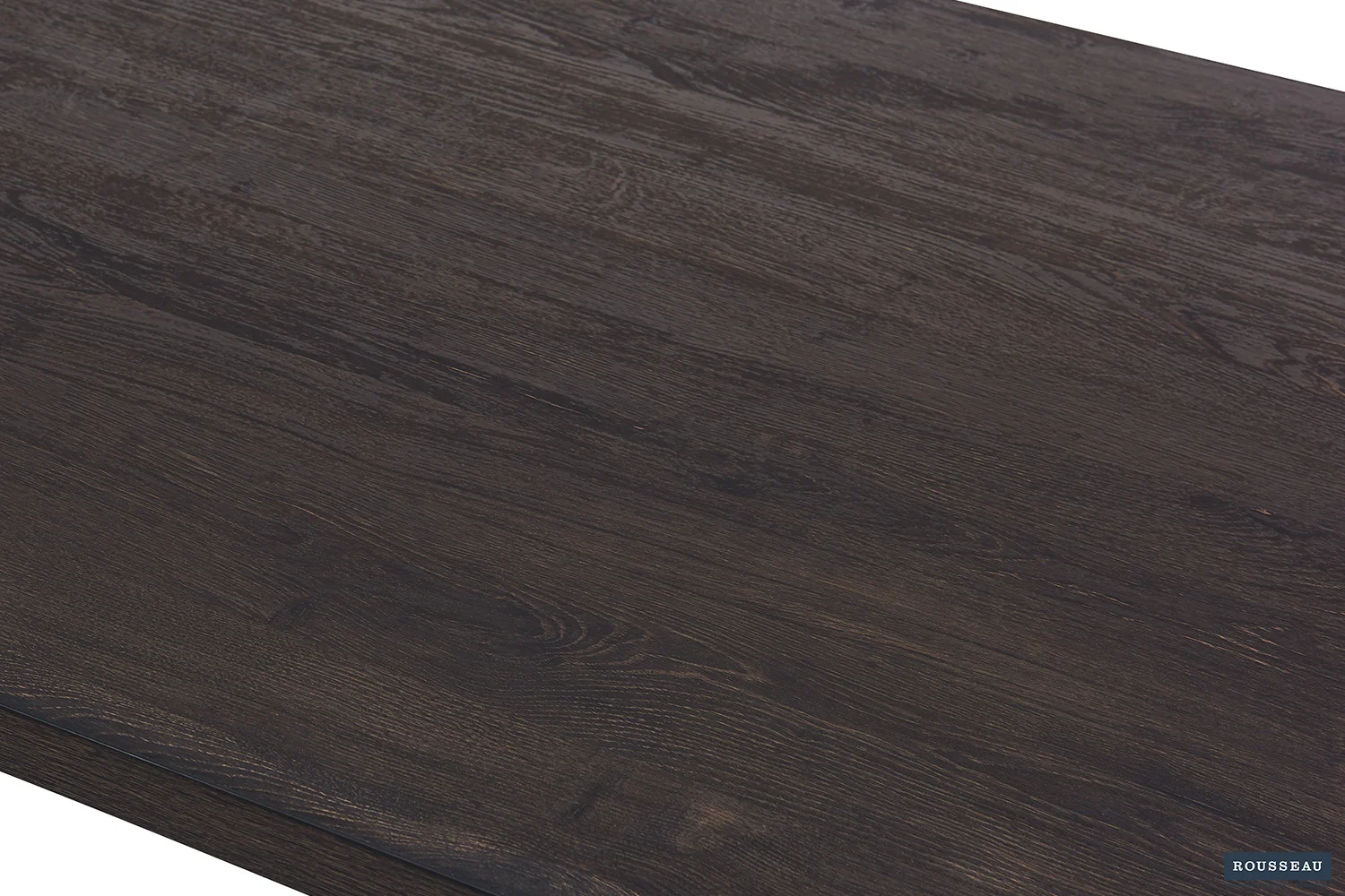 Een close-up van de UITVERKOOP - Tafel 'Alexander' 200 cm Decor Donkerbruin toont het donkerbruine houten oppervlak met prominente nerfpatronen en subtiele textuur.