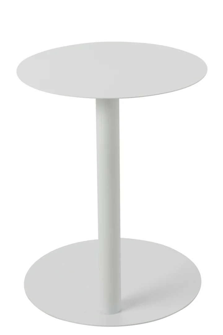De Bijzettafel Rond Metaal Wit is een kleine, moderne ronde witte bijzettafel met een centrale cilindrische steun en ronde basis, afgebeeld tegen een effen witte achtergrond.