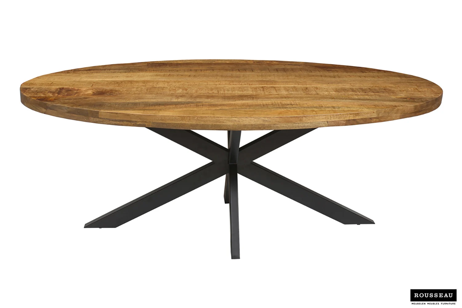 De Tafel 'Alexa' 200 cm Ovaal is gemaakt van mangohout met een glad oppervlak en heeft zwart metalen gekruiste poten. Tegen een witte achtergrond staat rechtsonder een klein Rousseau-logo.