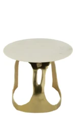De Bijzettafel Goud, Wit 51 x 38 CM is een ronde bijzettafel met een wit marmeren blad en een opengewerkt, organisch gevormd gouden aluminium onderstel.