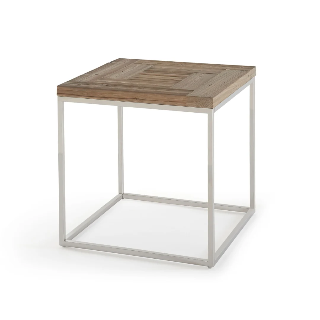 De Ace Teruggevonden Vuren en Gepolijst Roestvrijstalen Bijzettafel is een moderne vierkante bijzettafel met een geometrisch houten blad en een minimalistisch onderstel van gepolijst roestvrij staal.