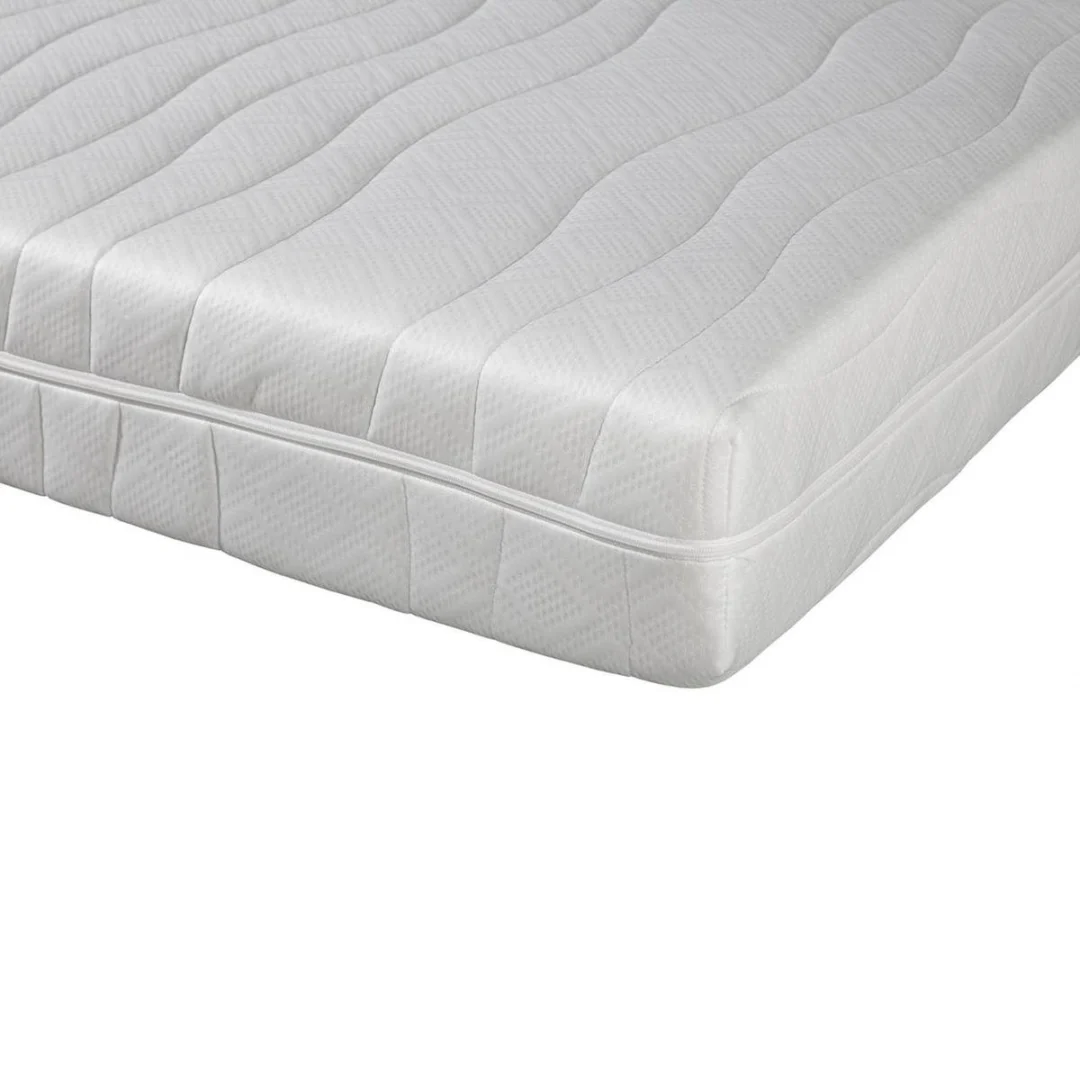 Detailopname van een witte Mörgenn matras 90x200 met pocketvering en koudschuim. Licht golvend oppervlak, heldere belichting.