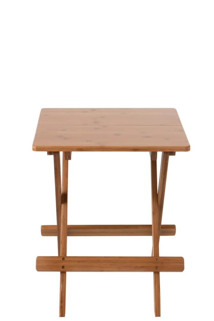 De Bijzettafel 40 x 48 CM Bamboe is een houten klaptafel met een rechthoekig blad en gekruiste steunpoten, afgebeeld tegen een effen witte achtergrond.