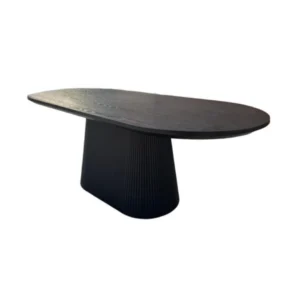 De KIMBERLY DT 200X90 + ZWART FINEER EGAAL is een moderne zwarte ovale eettafel met een glad houten blad en een breed, geribbeld onderstel, afgebeeld tegen een witte achtergrond.