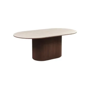 De AQUA DT V1 BRUIN 200x110x76 BEIGE KERAMIEK is een moderne ovale eettafel met een lichtbeige keramisch blad en een breed, gegroefd donkerbruin onderstel, afgebeeld tegen een witte achtergrond.