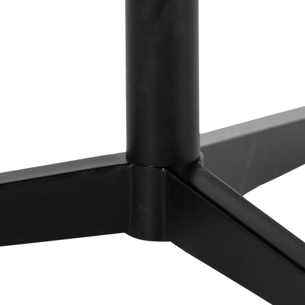 Close-up van de Salontafel Zwart 95 x 41 CM Driehoek, met zwarte kunststof poten met drie spaken die uitstralen vanuit een centrale cilindrische kolom.