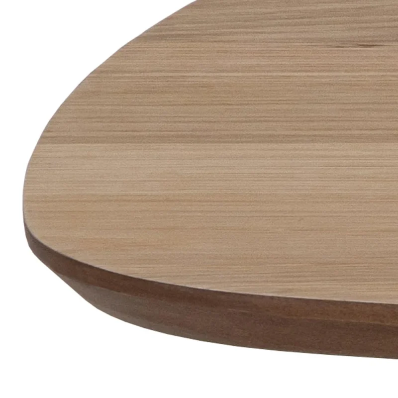 Een close-up van de Salontafel Zwart 40 CM Rond Eikenfineer benadrukt het gladde oppervlak, de afgeronde rand en de natuurlijke nerfpatronen van eikenfineer.