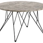 De Salontafel Zwart, Grijs 80 CM Rond is een ronde salontafel met een kunststof blad in marmerlook en slanke zwarte metalen poten in een geometrisch kriskras ontwerp.