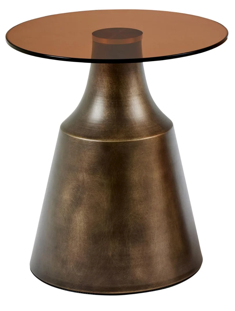 De Salontafel Brons, Bruin 45 CM Rond Metaal heeft een rond ontwerp met een bronzen, kegelvormig metalen onderstel en een bruin getint glazen blad.
