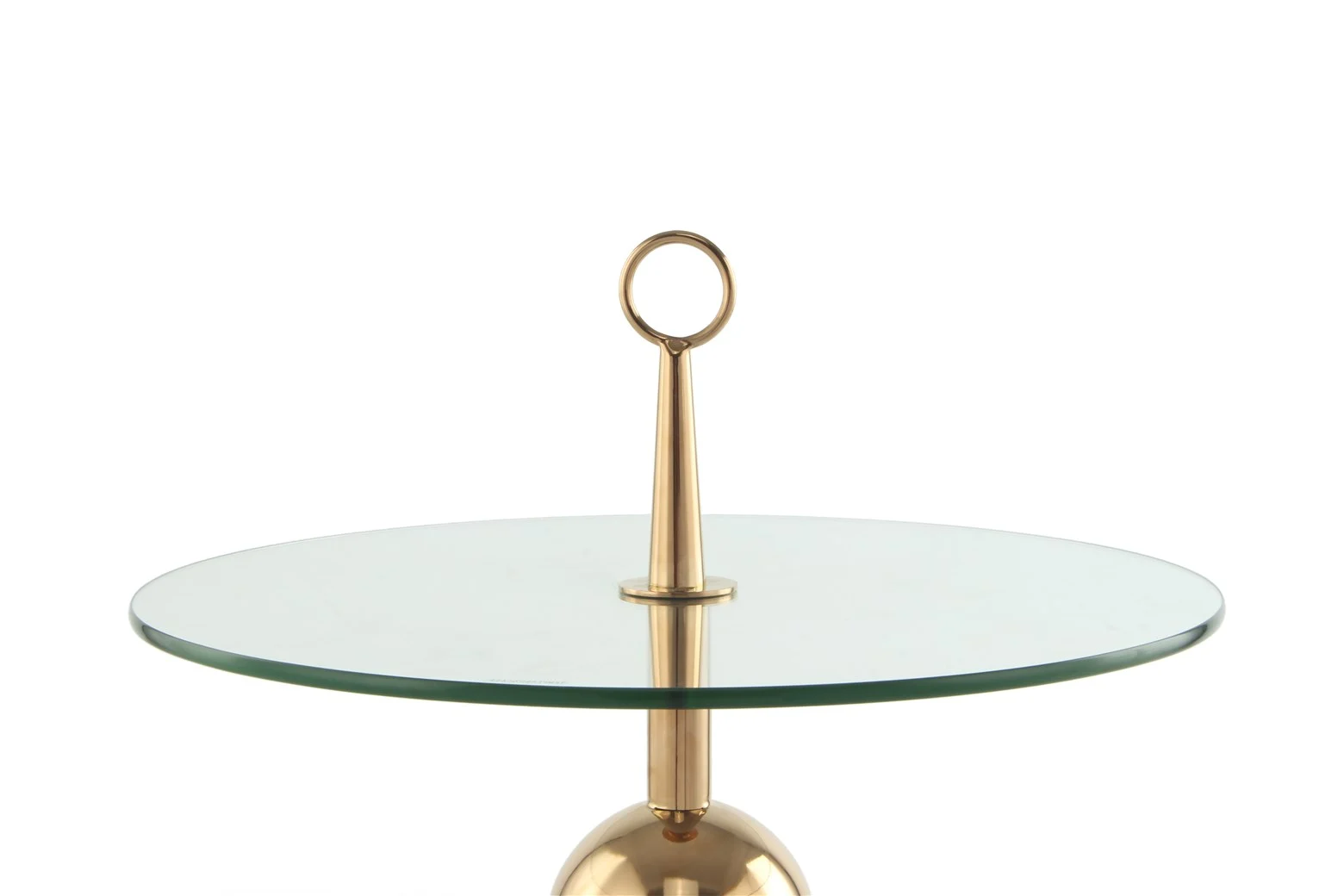 De Bijzettafel Staal Compact is een moderne bijzettafel met een rond glazen blad, een goud metalen onderstel en een centrale gouden stang met een ronde handgreep bovenop.