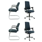 Er worden vier Bureaustoel BMA Gereviseerde refurbished bureaustoelen getoond: twee met chromen sledeonderstellen gezien vanaf de zijkant, en twee met zwarte verrijdbare onderstellen en armleuningen gezien vanaf de voorkant. Alle stoelen hebben donkerblauwe zittingen en rugleuningen.