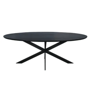 De Eiken eettafel Ferris | Ovaal 210 cm | Zwart is een moderne zwarte ovale tafel met een plat blad en vier schuine poten die elkaar in het midden kruisen en een X-vormig onderstel vormen.