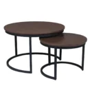 Salontafel Walnoot is een vierkante salontafel van 73 x 73 cm, gemaakt van eikenhout. Het moderne ontwerp biedt een elegante stijl en een stevige constructie voor je leefruimte.