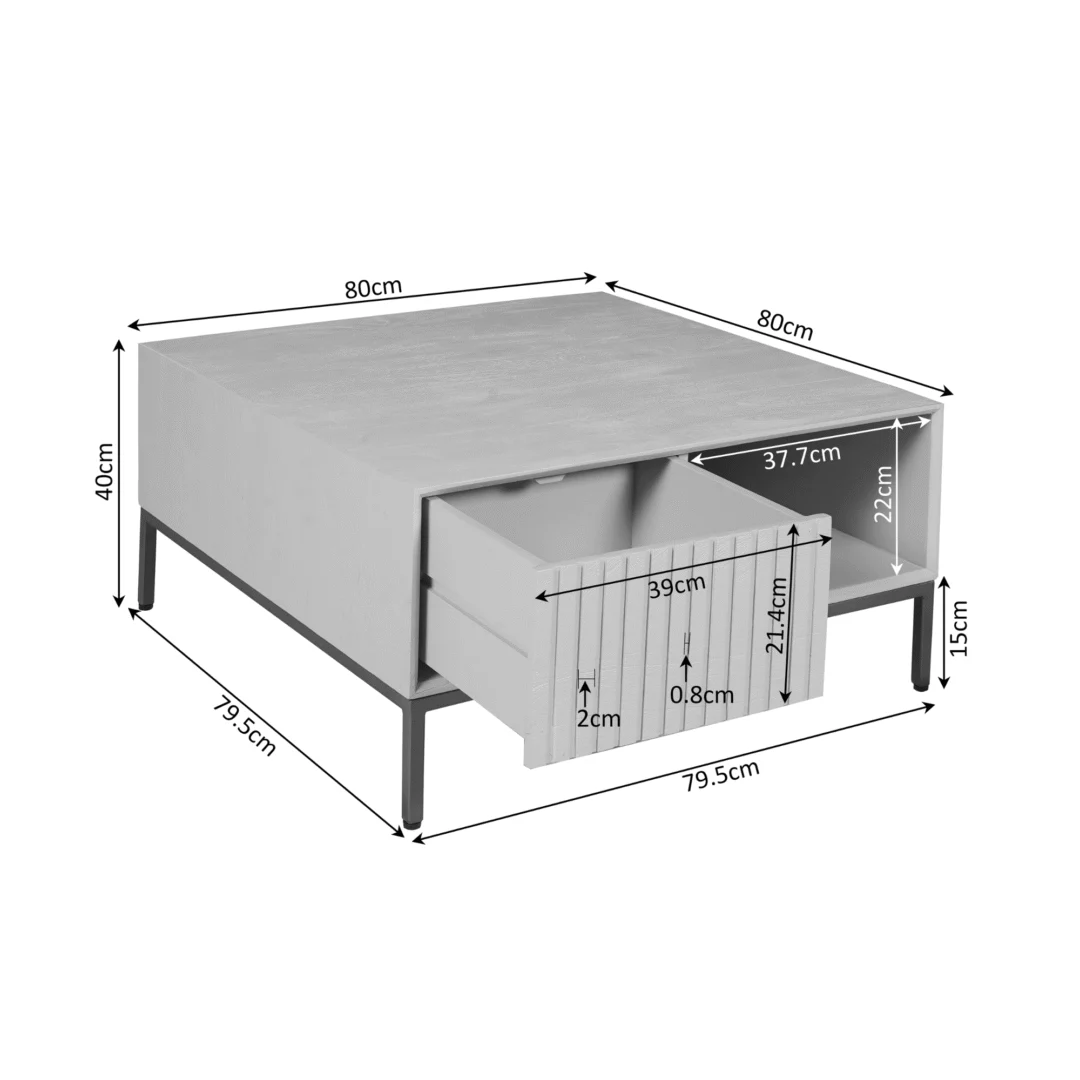 Studiofoto van een vierkante salontafel met open lade, afmetingen in centimeters. Neutrale achtergrond, zacht licht. Bruin is niet zichtbaar.