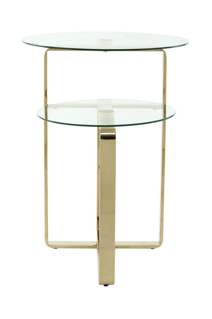 De Bijzettafel Goud Staal Opbergvak is een moderne bijzettafel met twee ronde glazen planken, gouden metalen poten en een minimalistisch ontwerp. De onderste plank is halverwege het slanke gouden frame geplaatst voor extra stijl en opbergruimte.