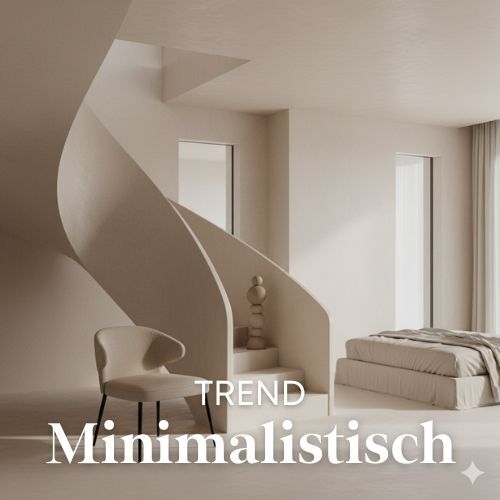 Minimalistisch interieur met een beige kleurpalet. Een wenteltrap, stoel en bed zijn te zien in zachte, natuurlijke tinten. Heldere belichting.