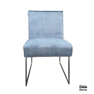 Eetkamerstoel Leeds Chill Me 10. Blauwe stoel met metalen poten.