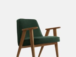 Fauteuil 366 Fluweel Flesgroen Met Donker Hout: groene fluwelen fauteuil met donker houten frame.