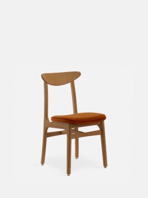 Eetkamerstoel 200-190 Mix Fluweel Sierra met donker houten frame.