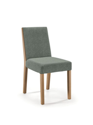 Eetkamerstoel Jura Massief Eiken E14 M: Grijze stoffen stoel met massief eiken frame.