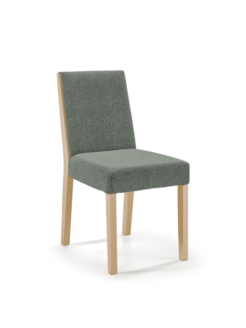 Eetkamerstoel Jura Massief Eiken WWM: grijze stoffen stoel met massief eiken frame