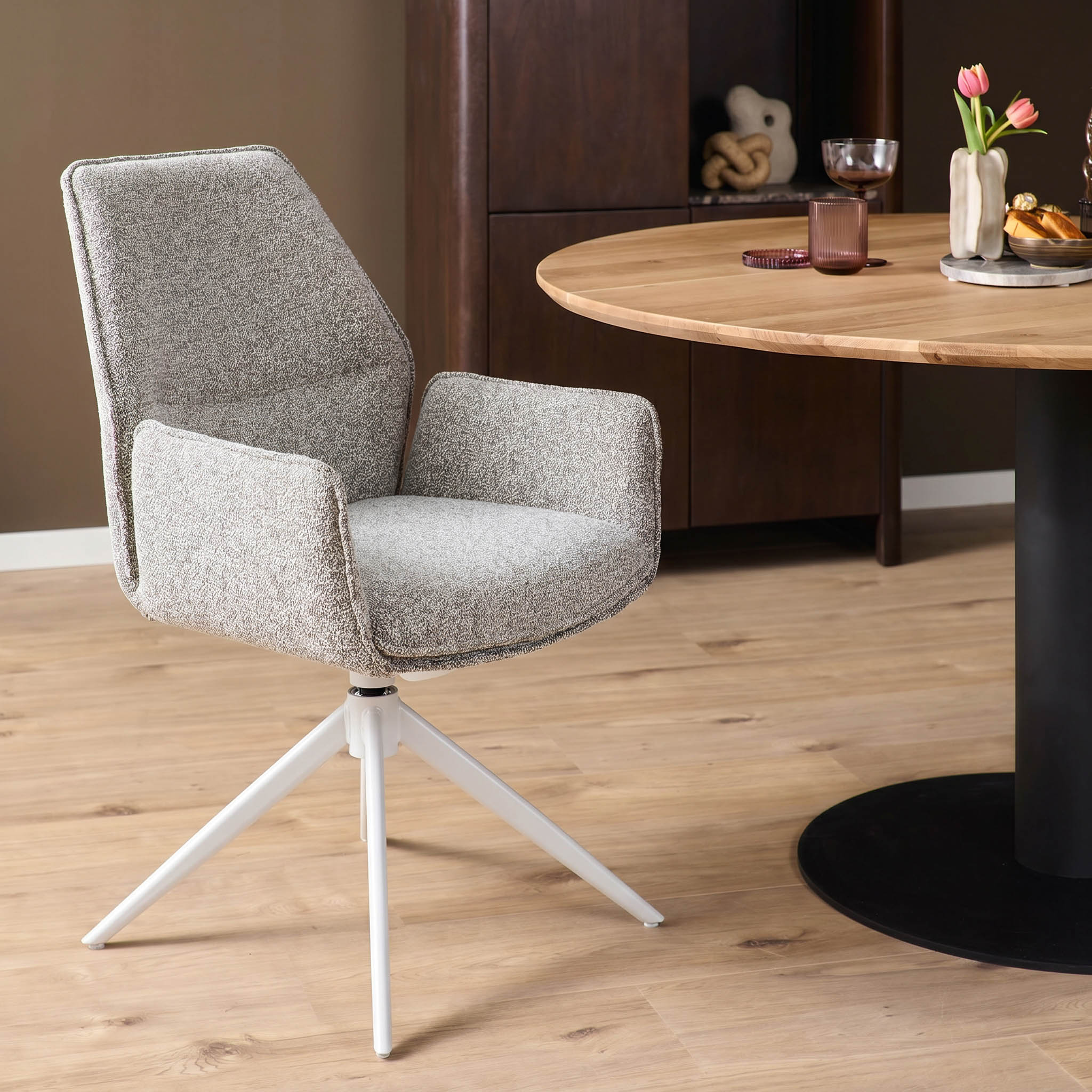 Eetkamerstoel Dunnek beige metaal