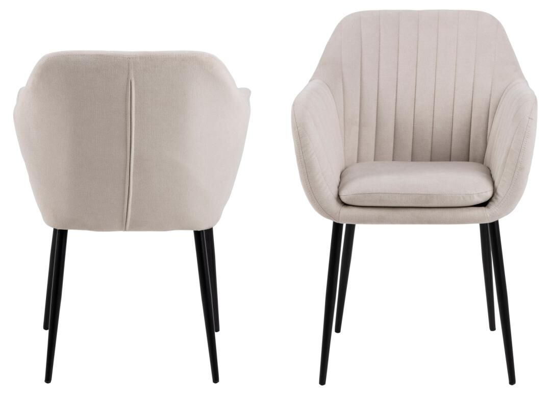Emilia eetkamerstoel met armleuning: beige gestoffeerde stoel met zwarte poten, voor- en achteraanzicht.