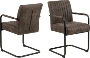 Adele eetkamerstoel met armleuning (set van 2): Bruine gestoffeerde stoel met zwart metalen frame.