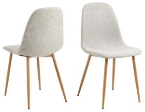 Celia eetkamerstoel (set van 4): Grijze stoffen stoelen met houten poten.