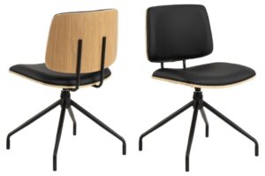 Owen eetkamerstoel (set van 2): Draaistoelen met houten of zwarte rugleuning en zwarte zitting op zwart onderstel.