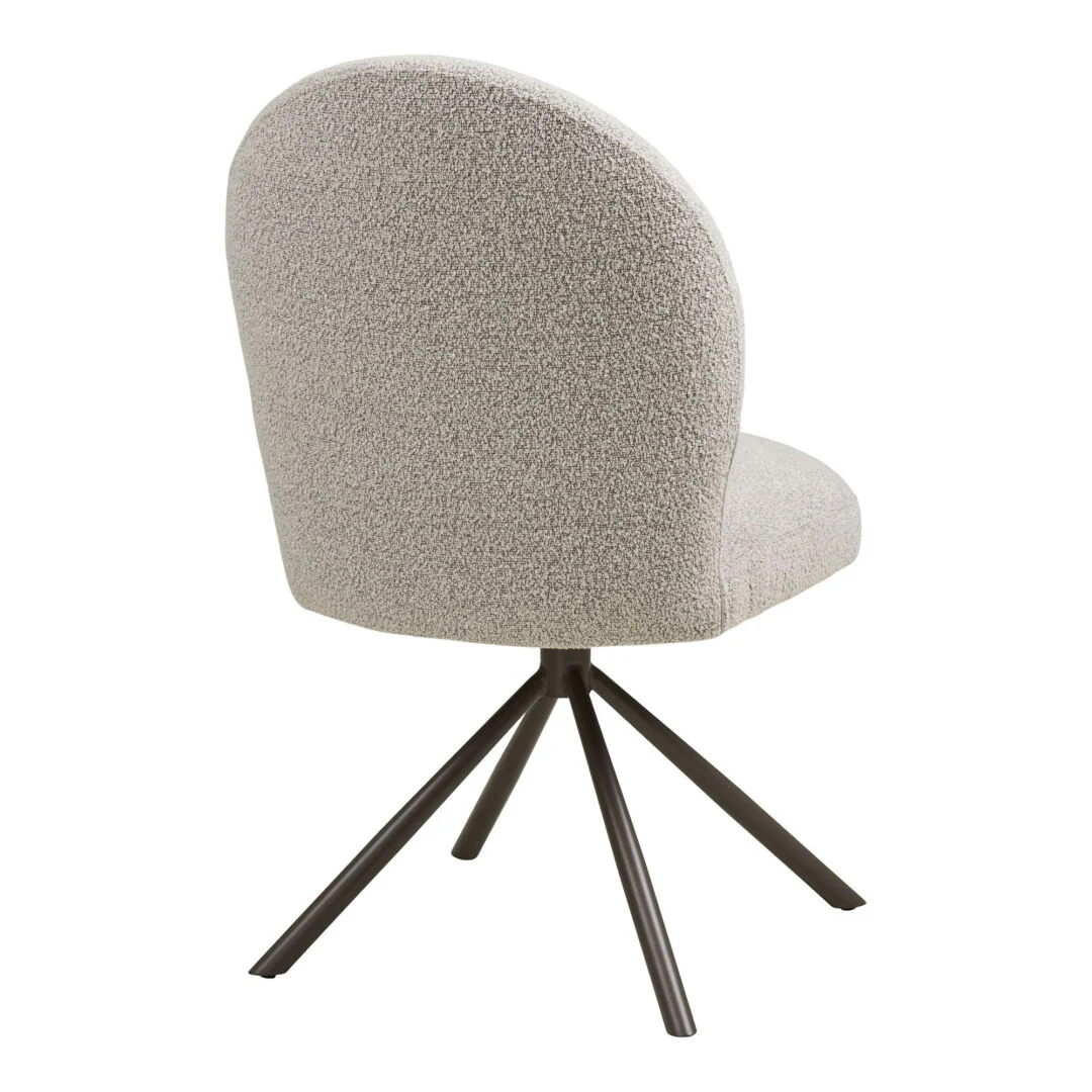 Eetkamerstoel Lana Design van Nieuwe Sfeer met ronde rugleuning en vierpotige voet.