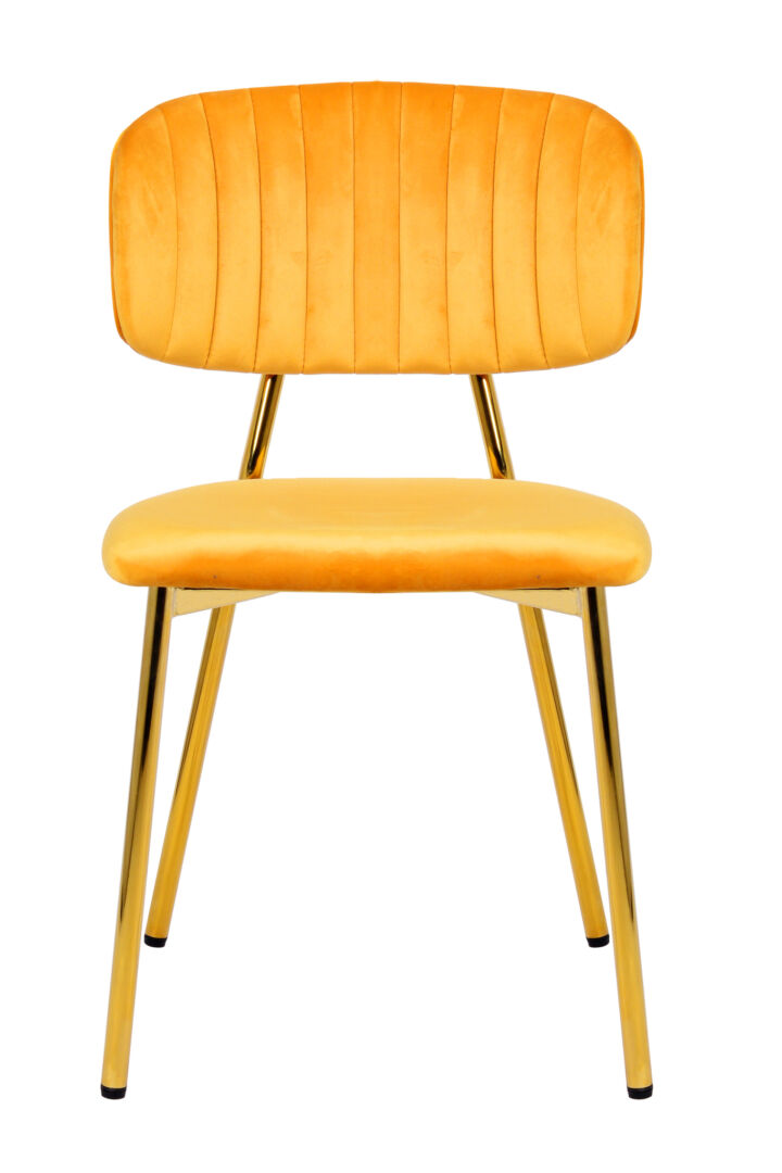 Stoel Giselle 100 Lichtoranje Fluweel: Gele velvet stoel met gouden poten van Nieuwe Sfeer.