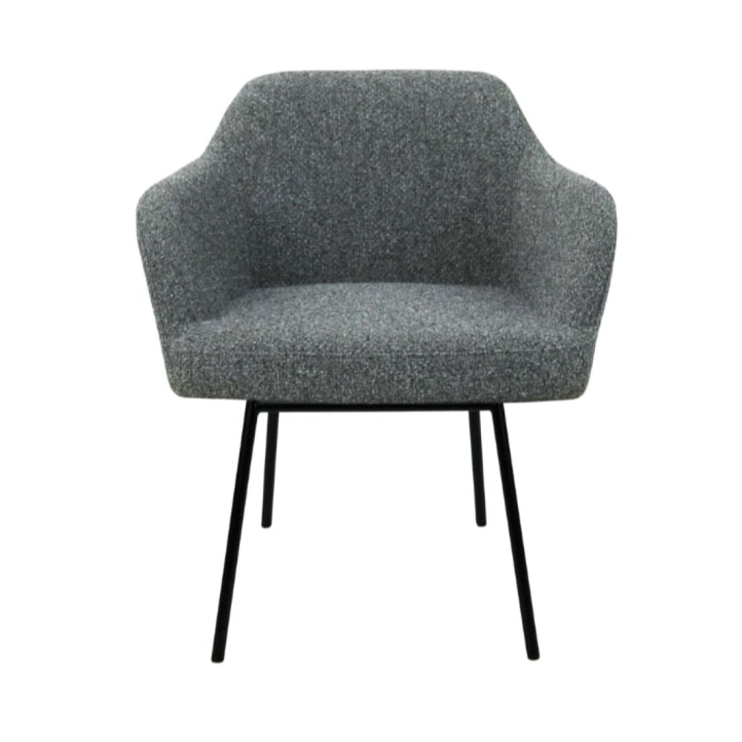 Workliving LoLa Eetkamerstoel: Grijze gestoffeerde stoel met zwart metalen poten voor een nieuwe sfeer