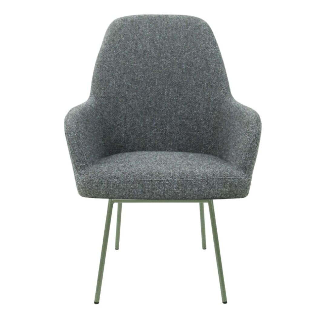Workliving LoLa Eetkamerstoel: Grijze gestoffeerde stoel met metalen poten voor een nieuwe sfeer.