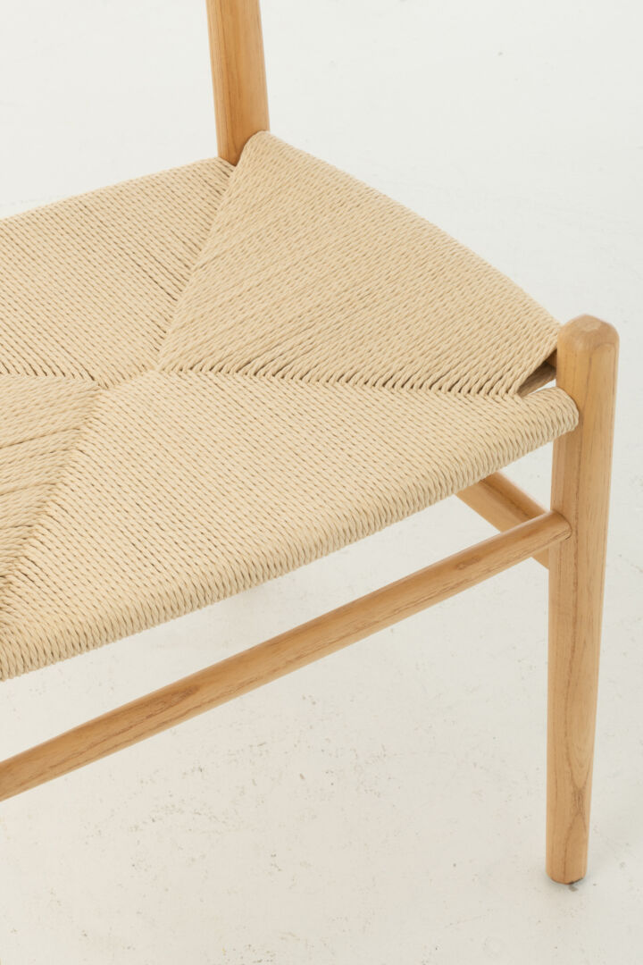 Stoel Toon Beukenhout Touw Naturel: Detailopname van de zitting van natuurlijk touw en het beukenhouten frame.