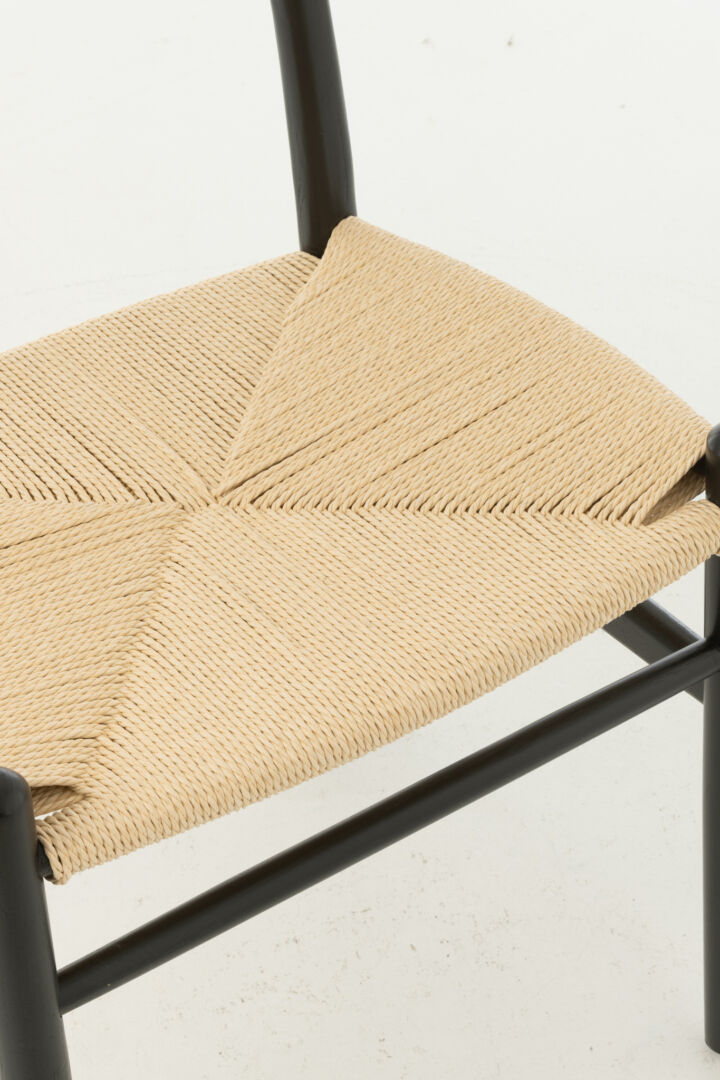 Stoel Toon Beukenhout Zwart Touw: Detailopname van de geweven zitting.