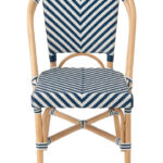 Eetkamerstoel Geo Rotan Blauw Wit: stoel met blauw-wit chevronpatroon | Nieuwe Sfeer