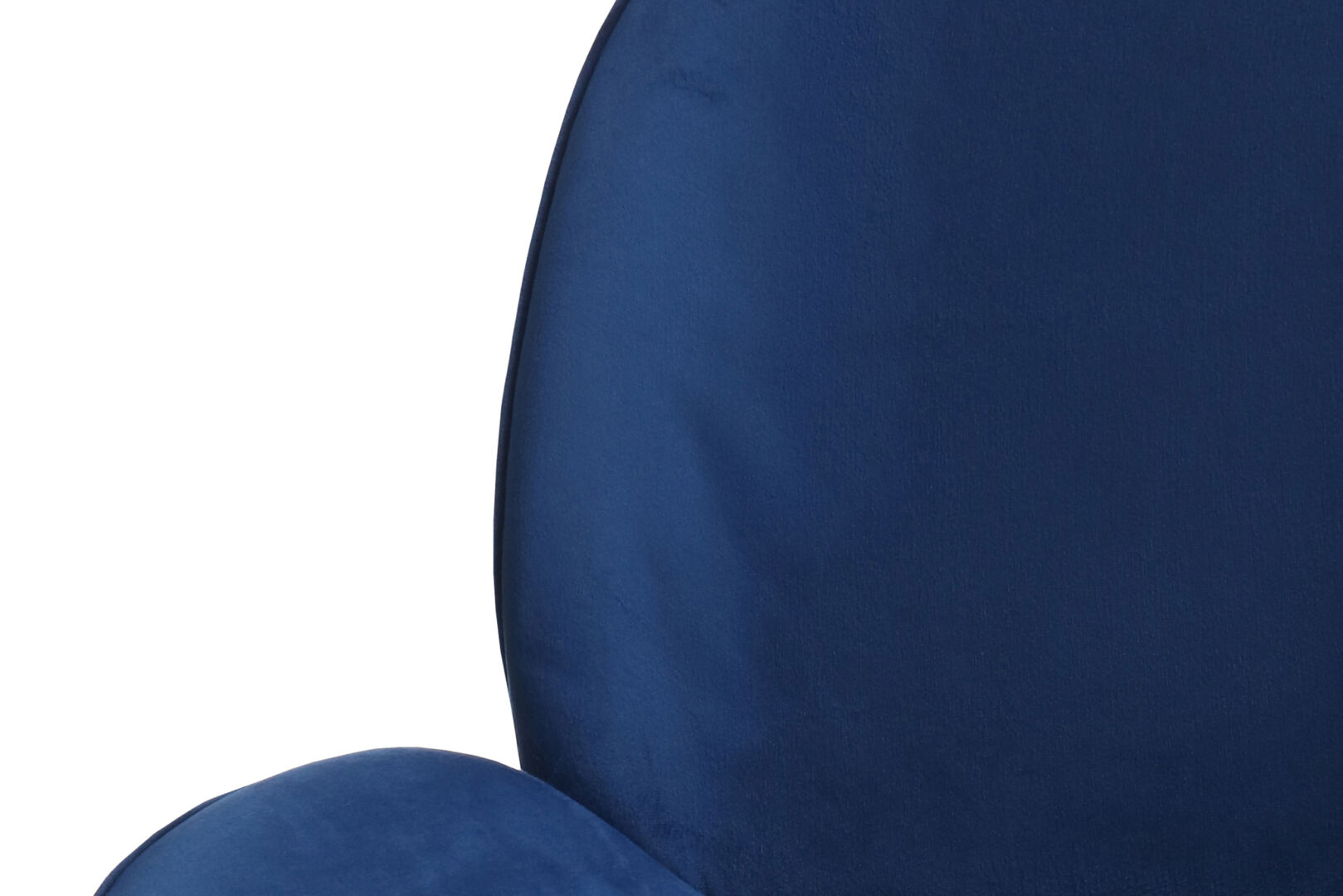 Stoel Charlize Blauw: Detailopname van een blauwe velvet stoel van Nieuwe Sfeer