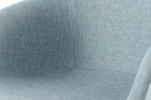 Close-up van Stoel Winston 300 Blauw: blauwe stoffen bekleding.