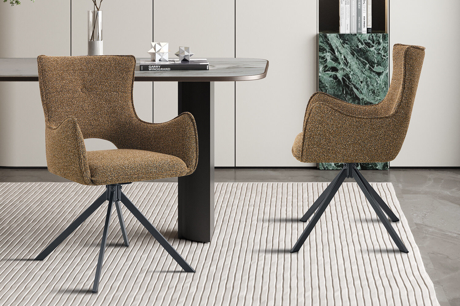 Eetkamerstoel Billy Roest Draaibaar: Bruine, gestoffeerde eetkamerstoel met zwart metalen draaivoet.