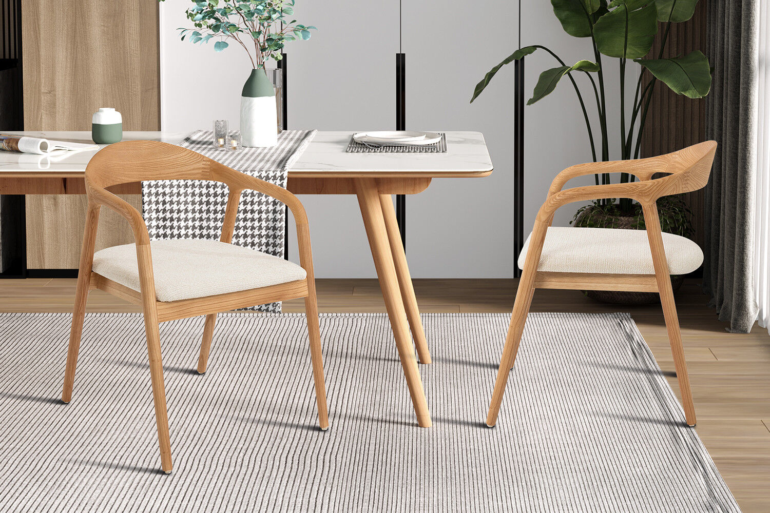 Eetkamerstoel Claire Essenhout Naturel Beige van Nieuwe Sfeer, houten eetkamerstoel met beige zitting.