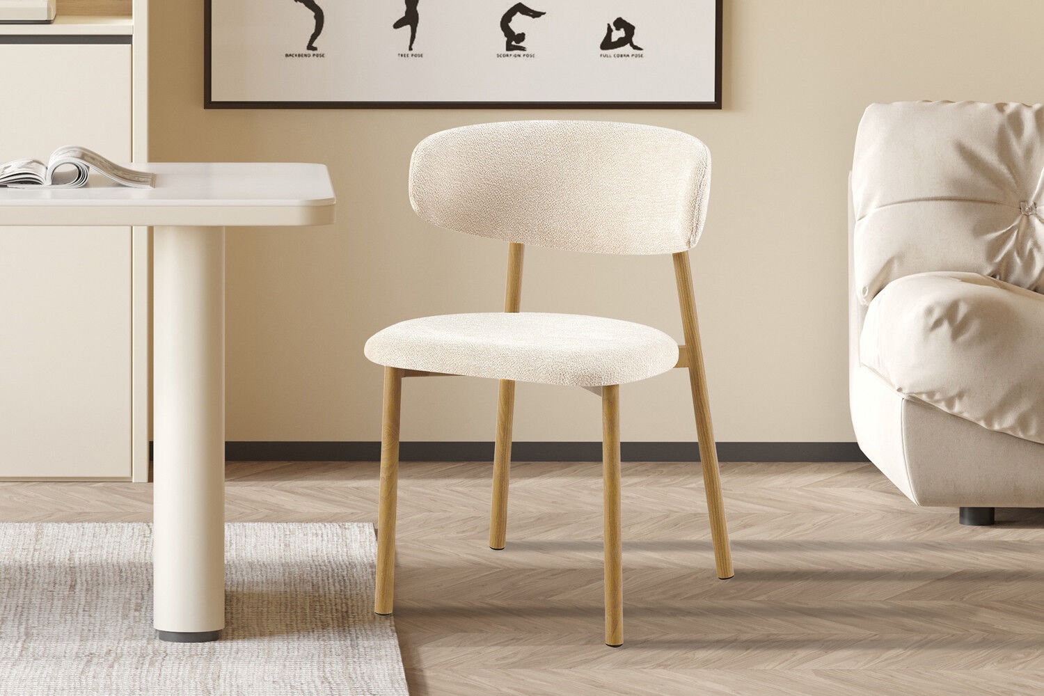 Eetkamerstoel Coco Naturel Metaal Beige | Nieuwe Sfeer: Beige stoffen stoel met metalen poten.