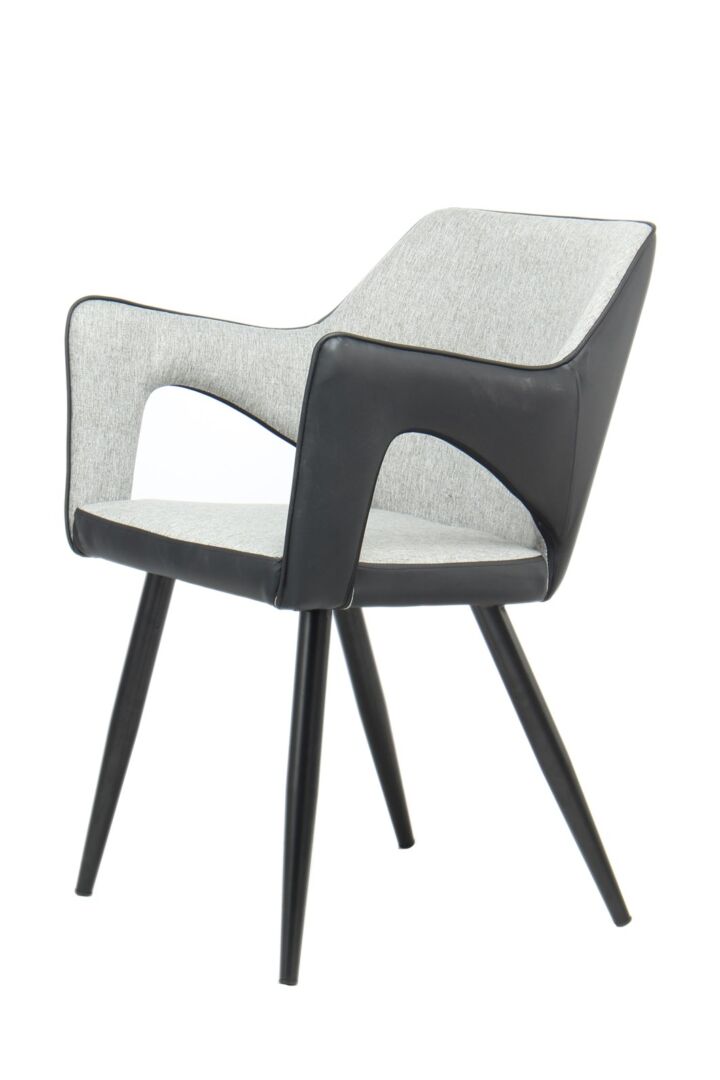 Stoel Palina 100 Grijs Stof: Grijze stoffen stoel met zwarte armleuningen van Nieuwe Sfeer (set van 2).