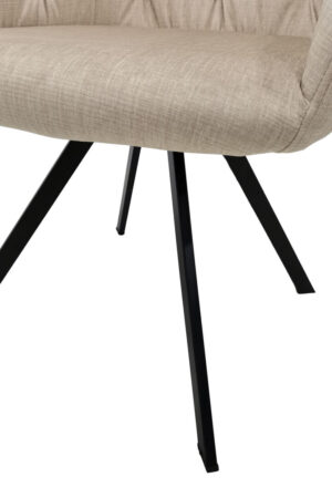Draaistoel Georgia 100 Beige van Nieuwe Sfeer met zwarte metalen poten.