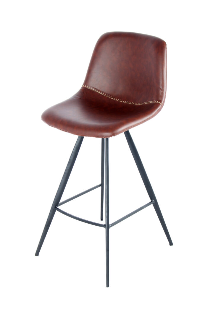 Barstoel Samantha 300 Donkerbruin PU: Bruine leren barkruk met zwart metalen poten.