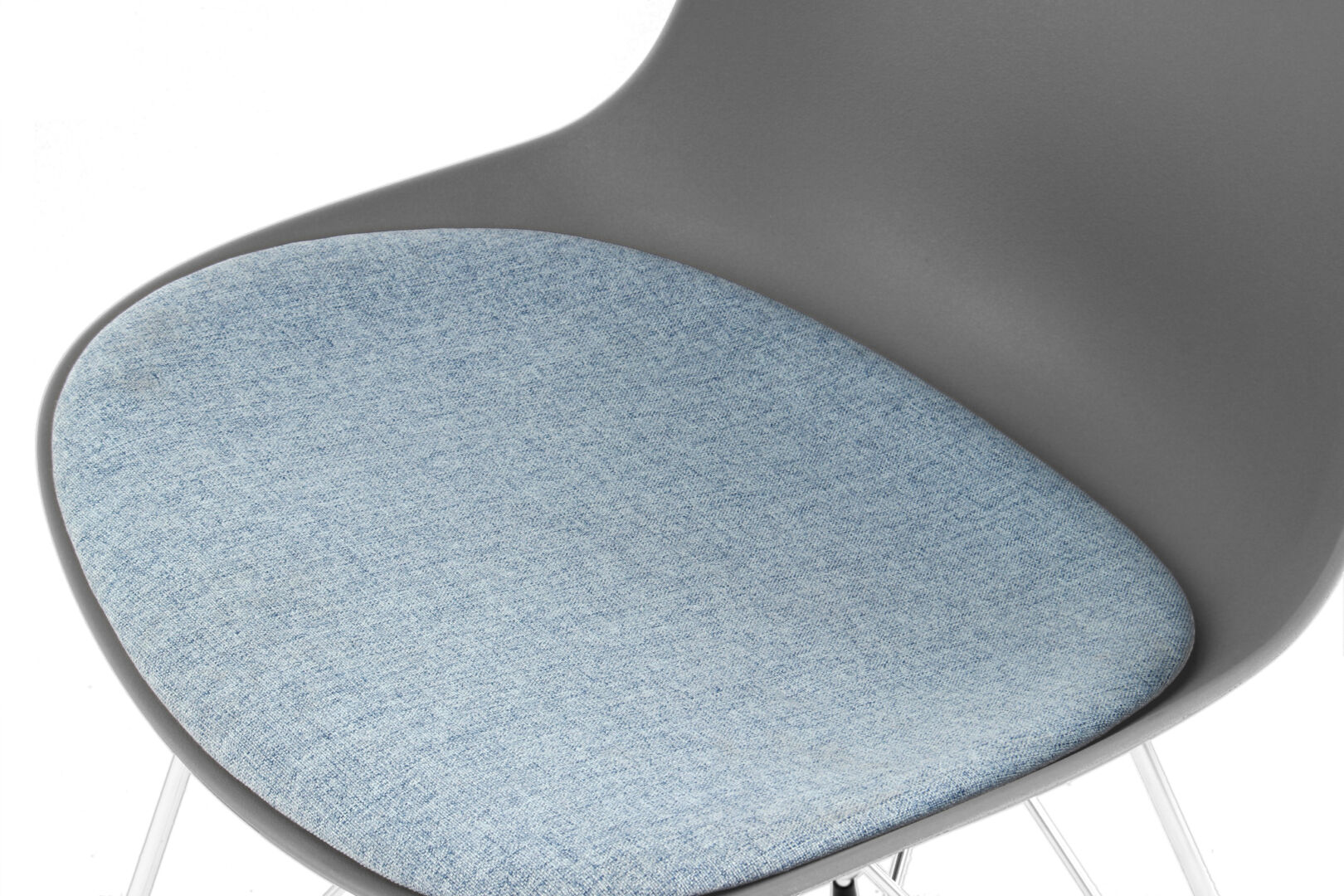 Stoel Emily Grijs Lichtblauw: Grijze stoel met lichtblauw zitkussen van Nieuwe Sfeer